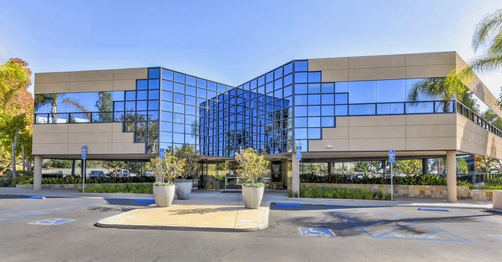 More Photos Of 9990 Mesa Rim Rd, San Diego Office For Lease
