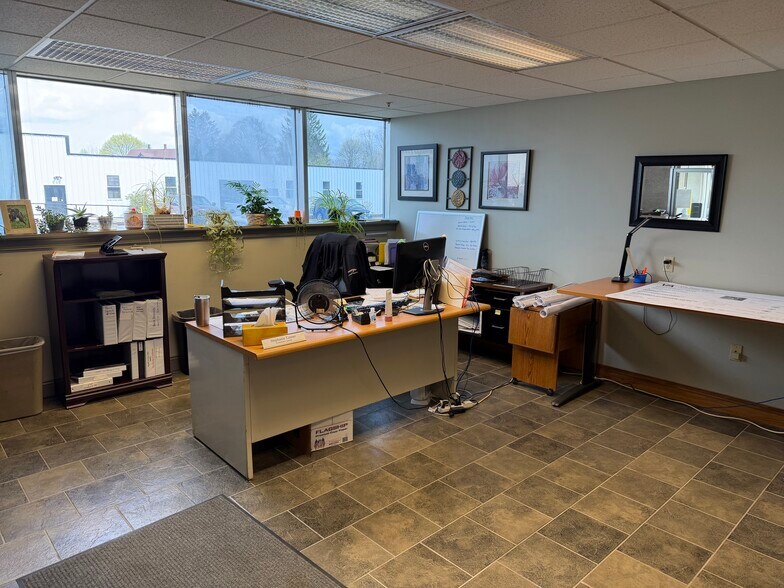 More Photos Of 2636 S Work St, Falconer Manufacturing For Lease