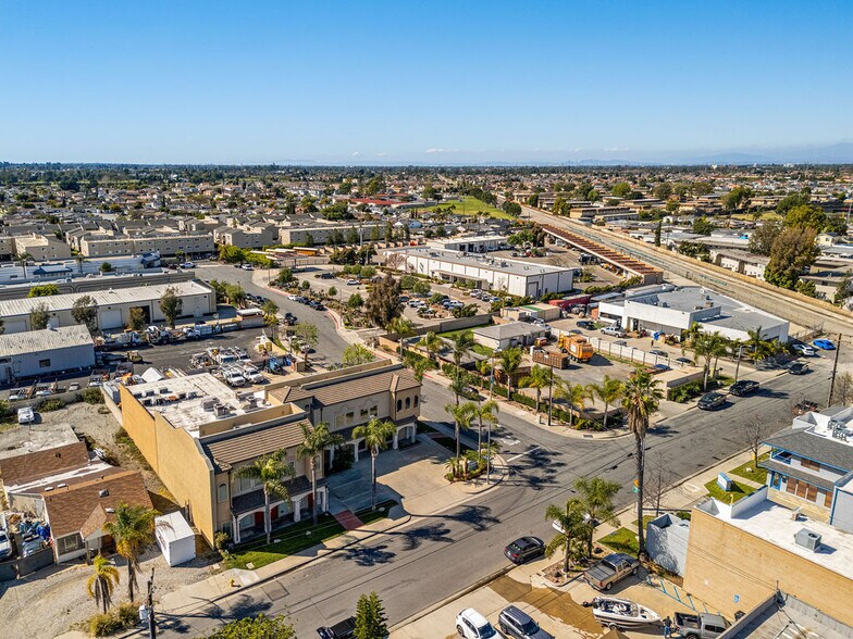 More Photos Of 8891 Watson St, Cypress Office For Sale