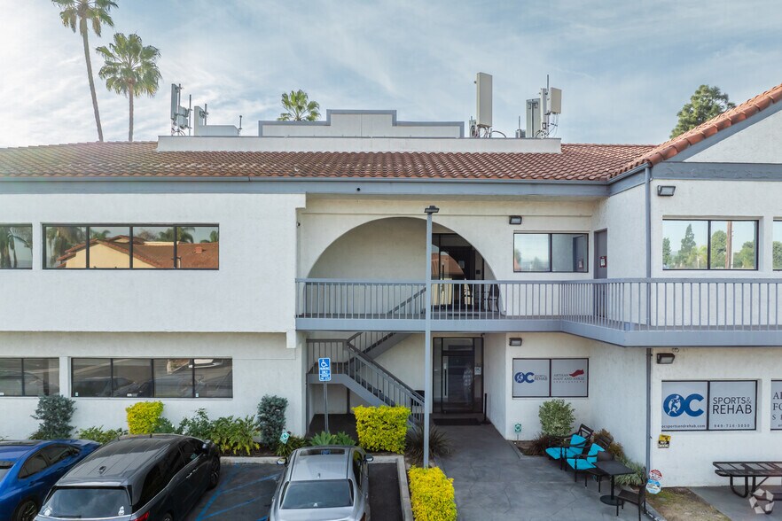 More Photos Of 319 E Palm Dr, Placentia Medical For Sale