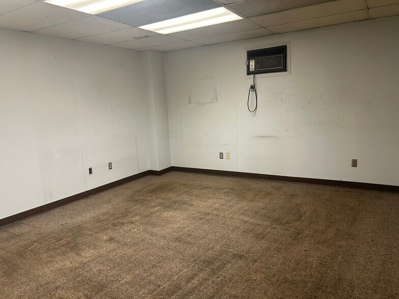 More Photos Of 5151 E 56th Ave, Commerce City Manufacturing For Sale