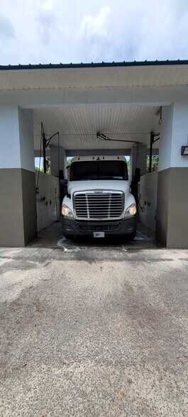 More Photos Of 4401 St Johns Ave, Palatka Carwash For Sale