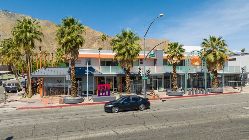 More Photos Of 140 W Via Lola, Palm Springs Hotel For Lease