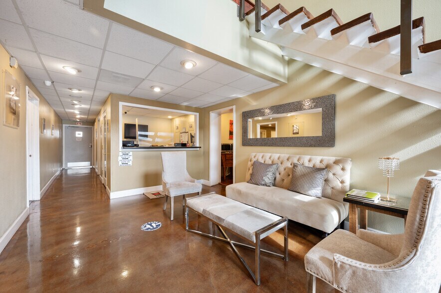More Photos Of 12501 Philadelphia St, Whittier Office For Sale