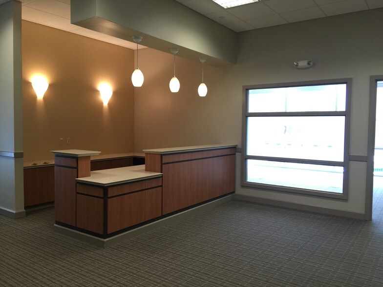 More Photos Of 1300 N Grant Ave, Wilmington Office For Sale