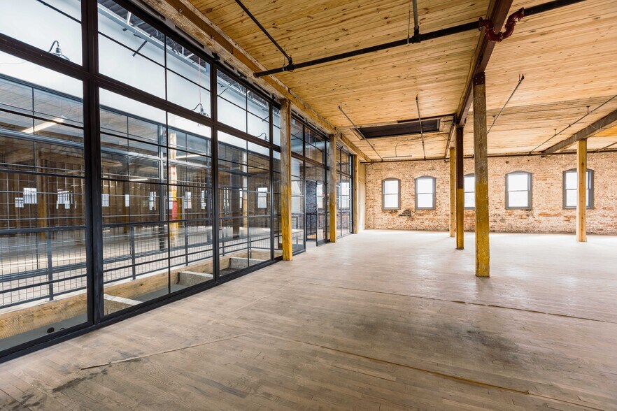 More Photos Of 565 Northside Dr, Atlanta Office For Lease