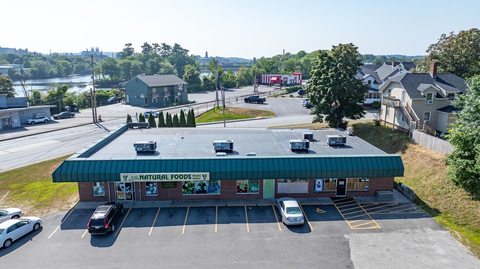 More Photos Of 120 Center St, Auburn Freestanding For Sale