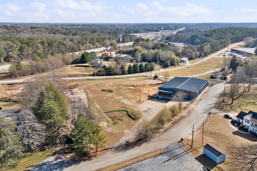 More Photos Of 207 N Kenneth St, Walhalla Warehouse For Lease