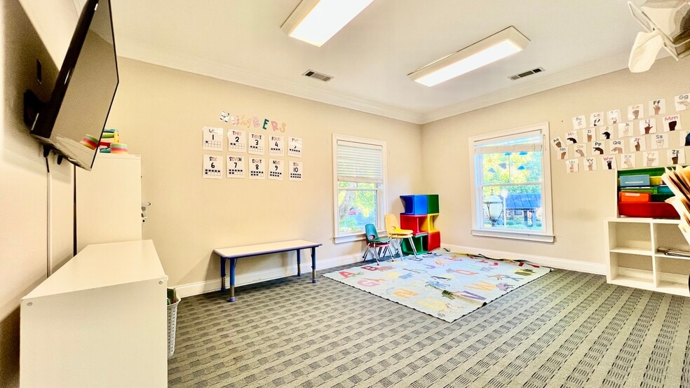 More Photos Of 4080 McGinnis Ferry Rd, Alpharetta Office For Sale