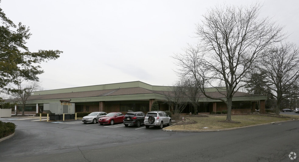 Primary Photo Of 650 Dresher Rd, Horsham Township Flex For Lease
