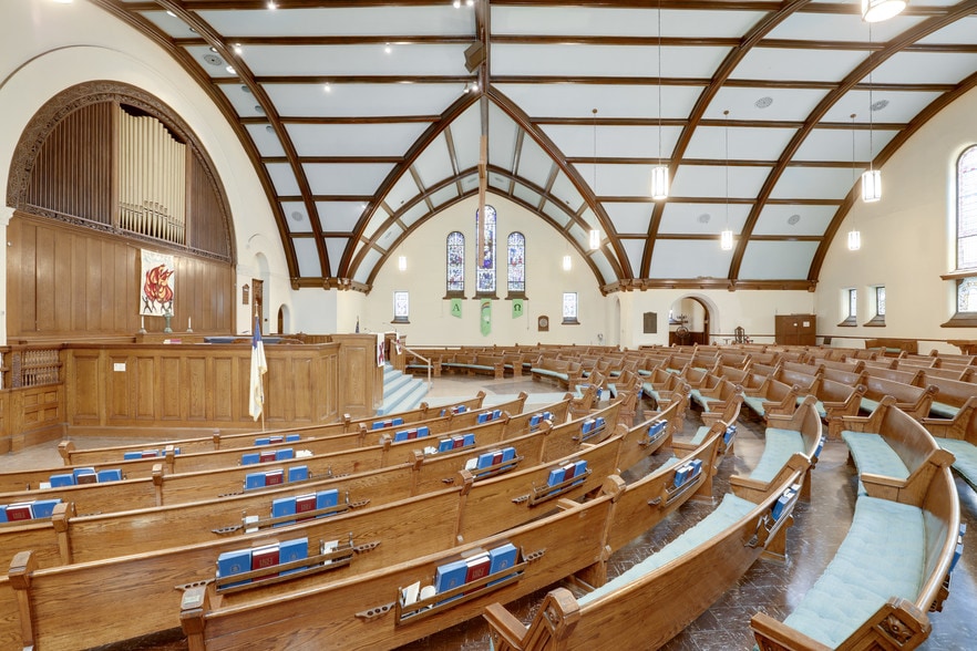 More Photos Of 217 Mackubin St, Saint Paul Religious Facility For Sale