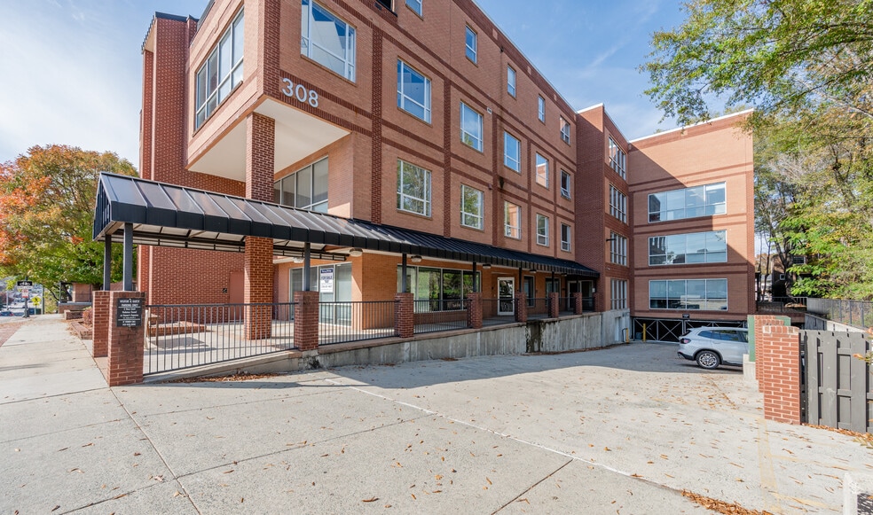 More Photos Of 308 W Rosemary St, Chapel Hill Office For Lease