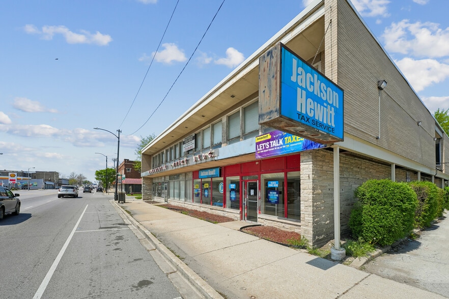 Primary Photo Of 6114 W North Ave, Chicago Office For Sale