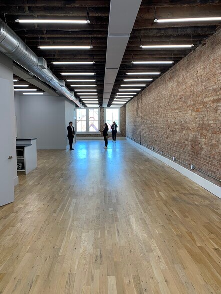 More Photos Of 615 Main St, Cincinnati Loft Creative Space For Sale