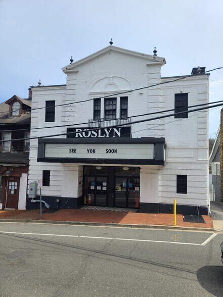 Primary Photo Of 20 Tower Pl, Roslyn Movie Theatre For Lease