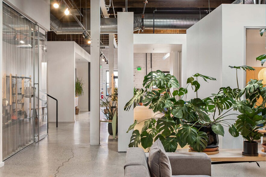 More Photos Of 1948 Division St, Detroit Office For Lease