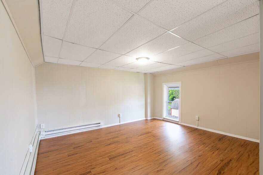 More Photos Of 403 Washington Ave, Sellersville Apartments For Sale