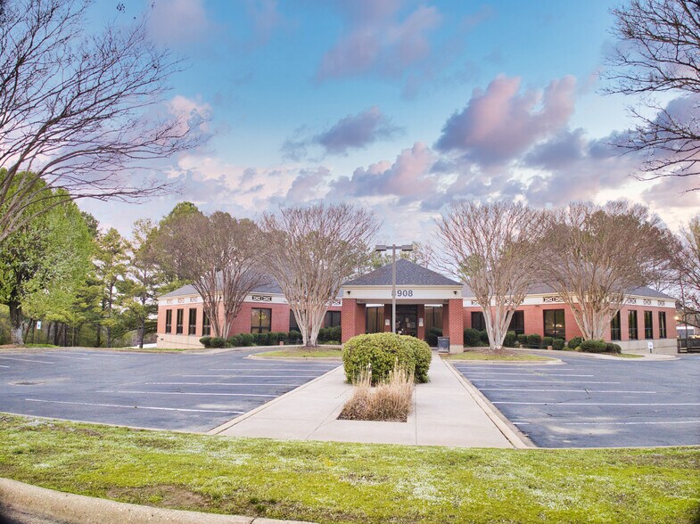 More Photos Of 8908 Kanis Rd, Little Rock Medical For Lease
