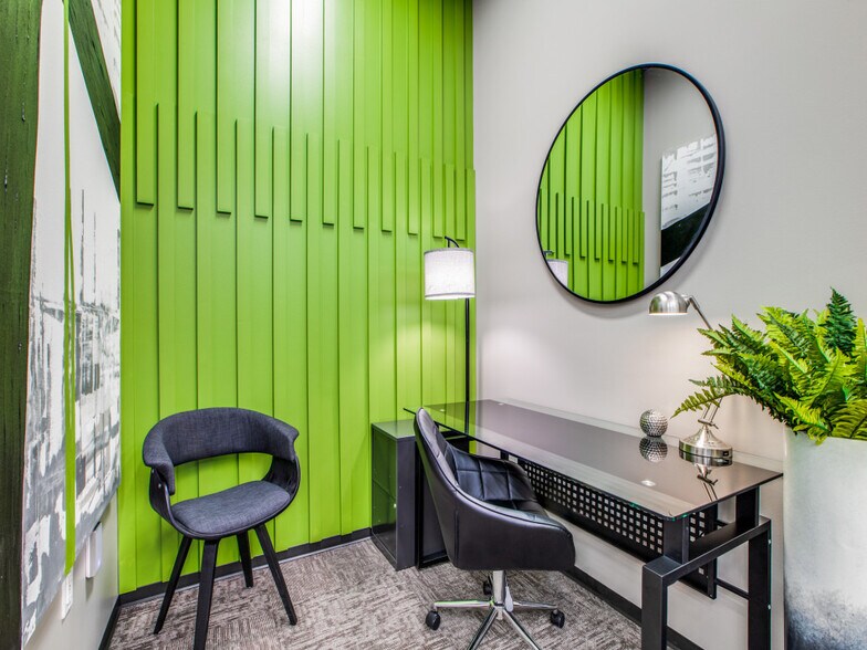 More Photos Of 1000 Main St, Houston Coworking Space