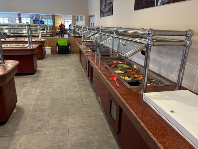More Photos Of 1022 4th St SE, Saint Cloud Storefront For Lease