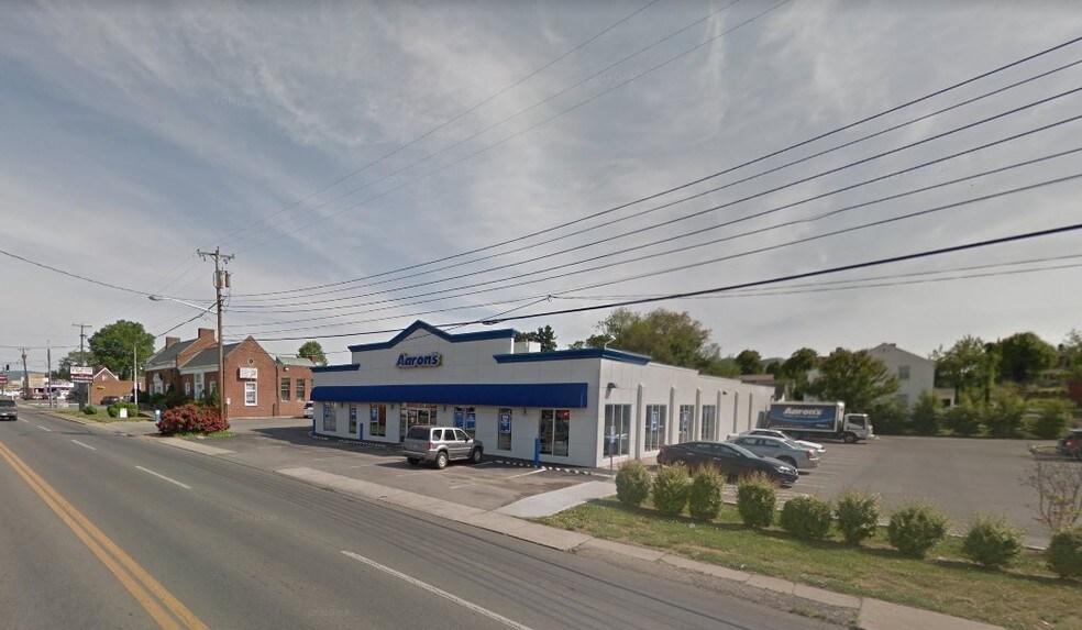 More Photos Of 3607 Williamson Rd NW, Roanoke Freestanding For Sale