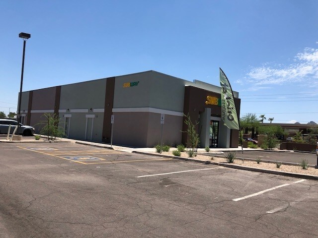 More Photos Of 2140 E Cactus Rd, Phoenix Storefront Retail Office For Lease