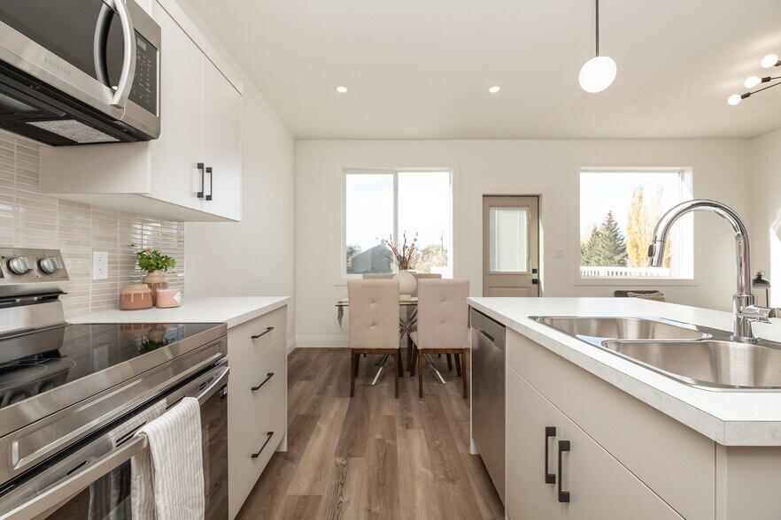 More Photos Of 304 50 w, Raymond Multifamily For Sale