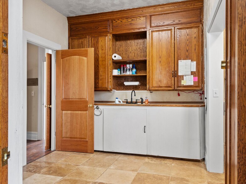 More Photos Of 201 W Main St, American Fork Office Residential For Sale