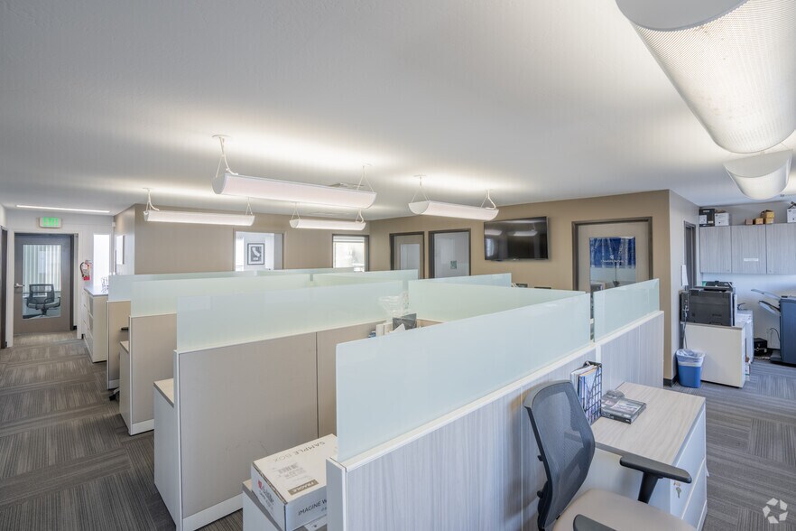 More Photos Of 930 Prospect St, La Jolla Storefront Retail Office For Lease