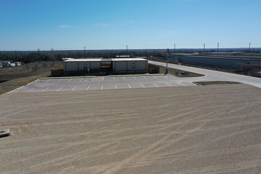 More Photos Of 14752 State Highway 29 hwy, Liberty Hill Industrial For Lease