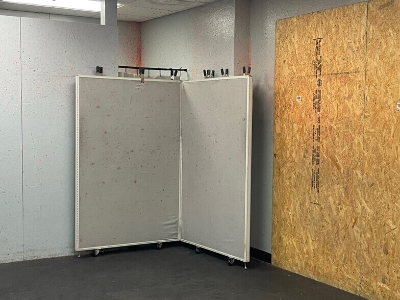 More Photos Of 6649 S Paris St, Centennial Storefront Retail Office For Sale