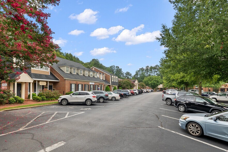 More Photos Of 833 Durham Rd, Wake Forest Medical For Lease