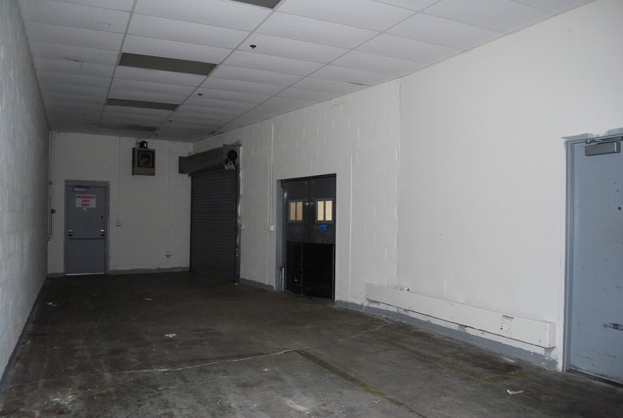 More Photos Of 5055 Austell Rd, Austell Storefront For Lease