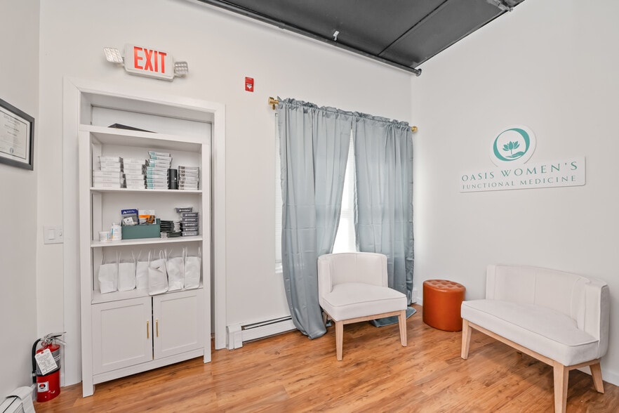 More Photos Of 250 Gorham St, Canandaigua Office For Sale