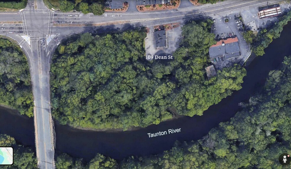 More Photos Of 109 Dean St, Taunton Medical For Sale