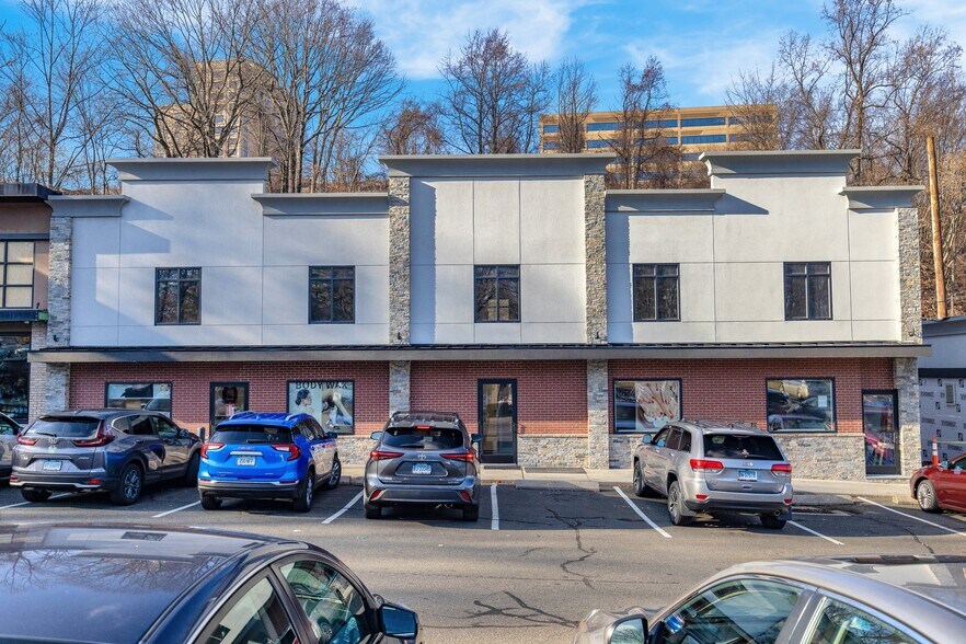 More Photos Of 737 Bridgeport Ave, Shelton Storefront For Lease