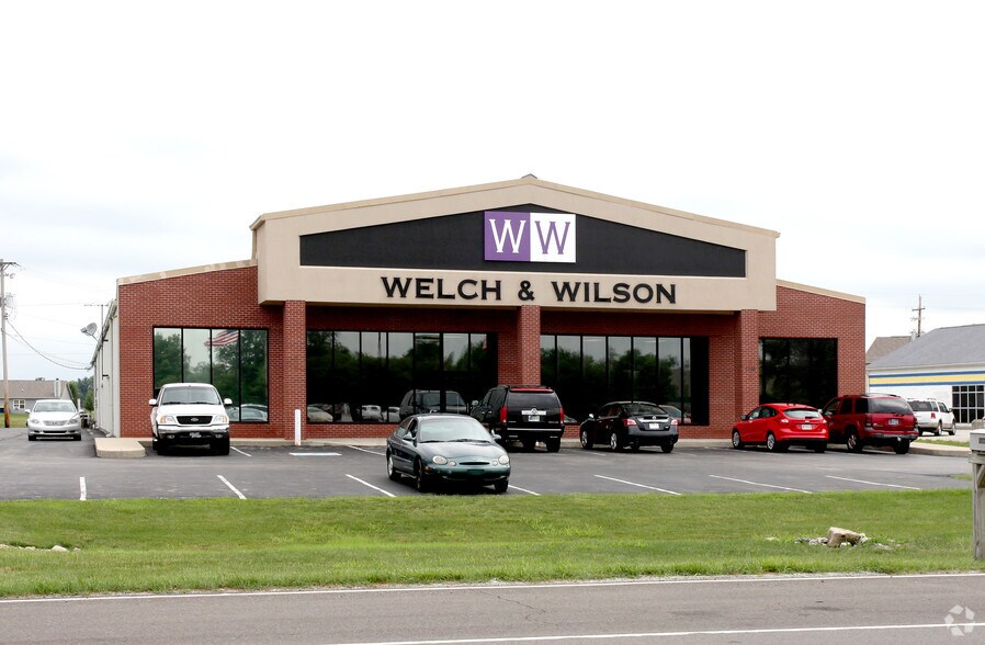 Primary Photo Of 2390 W Main St, Greenfield Showroom For Sale