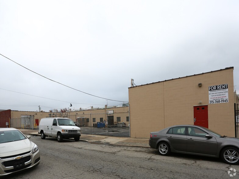 More Photos Of 2001-2023 S 29th St, Philadelphia Warehouse For Lease