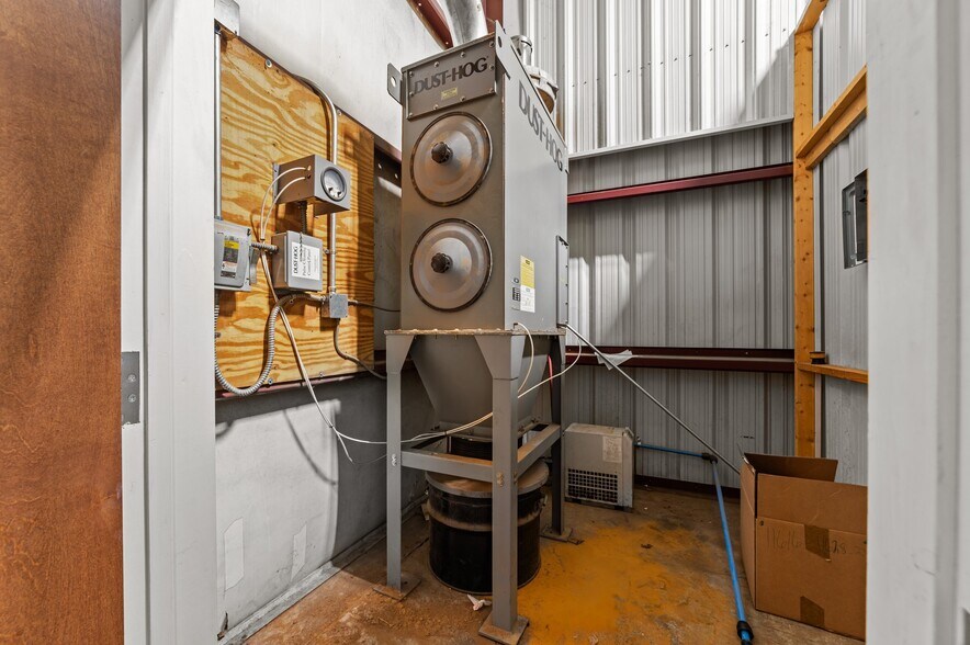 More Photos Of 2107 Black Creek Rd SE, Wilson Warehouse For Sale