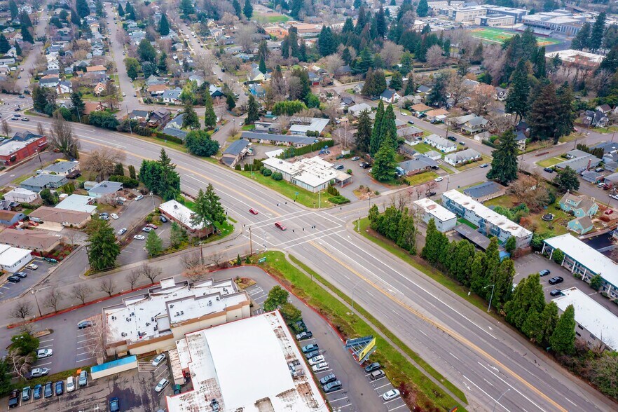 More Photos Of 2992 SE Monroe St, Milwaukie Daycare Center For Sale