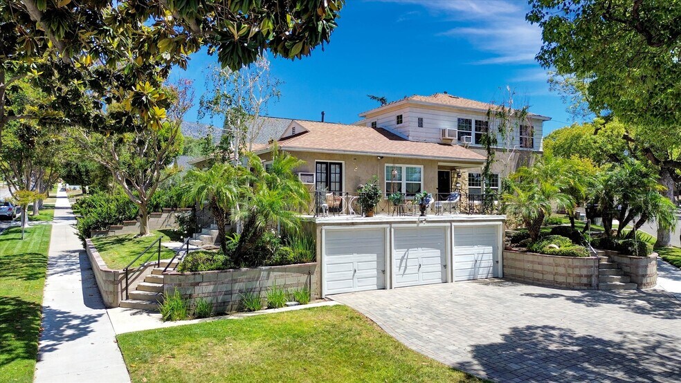 More Photos Of 1120 East Ave, Burbank Apartments For Sale