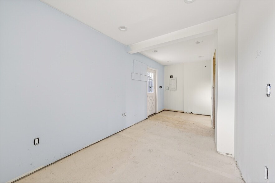 More Photos Of 1980 US-209, Brodheadsville Office Residential For Sale