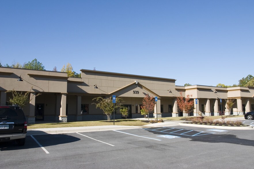 939 Bob Arnold Blvd, Lithia Springs, GA 30122 Medical Office For