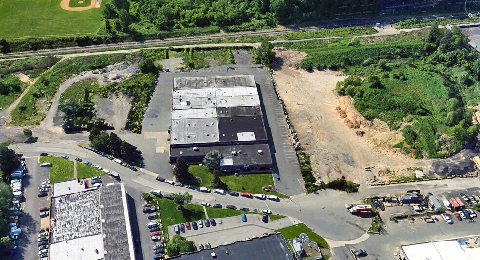 Primary Photo Of 13451 Damar Dr, Philadelphia Warehouse For Lease
