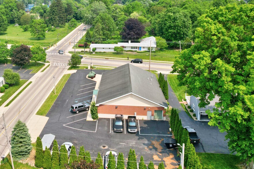 More Photos Of 366 N Portland Way, Galion Medical For Sale