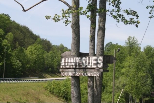 More Photos Of 107 Country Creek Dr, Pickens Storefront Retail Office For Sale