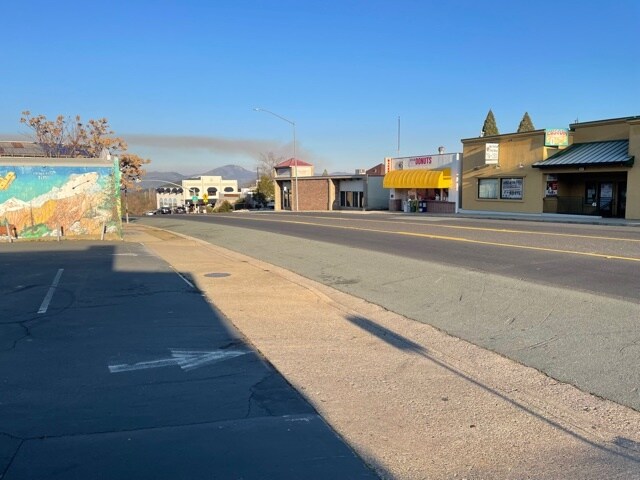 More Photos Of 64 E Saint Charles St, San Andreas Drugstore For Sale