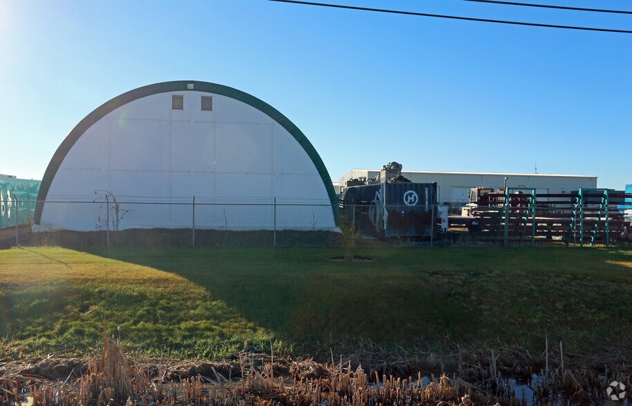 More Photos Of 1203 4th St, Nisku Manufacturing For Lease