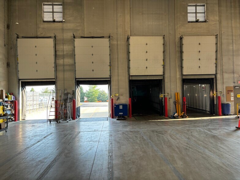 More Photos Of 9175 S Innovation Dr, Daleville Warehouse For Sale