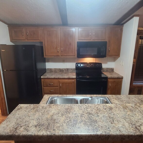 More Photos Of 385 Camino Real Rd, Kerrville Manufactured Housing Mobile Home Park For Sale